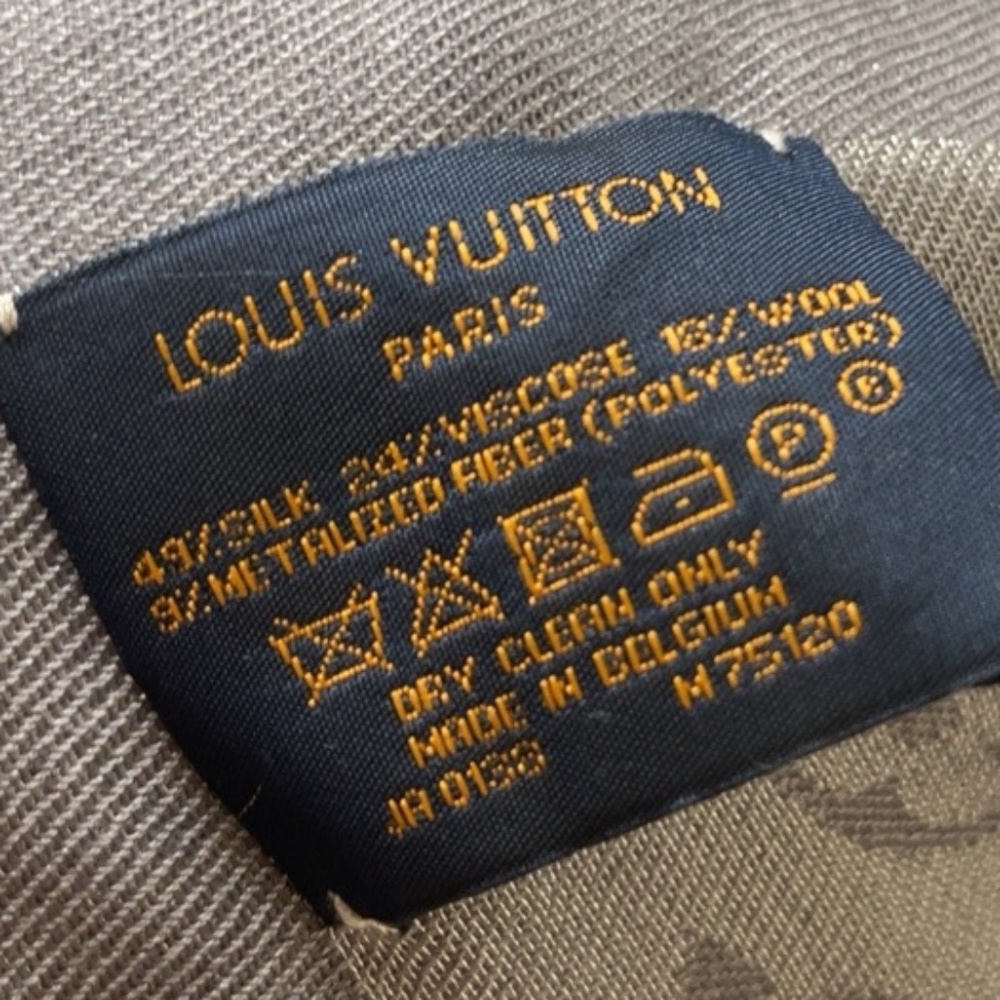 Louis Vouitton Silver/Grey Scarf